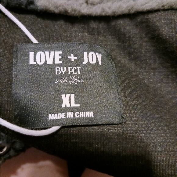 Love + Joy Camouflage Print Button Up Fleece Jacket NWT - Picture 10 of 10